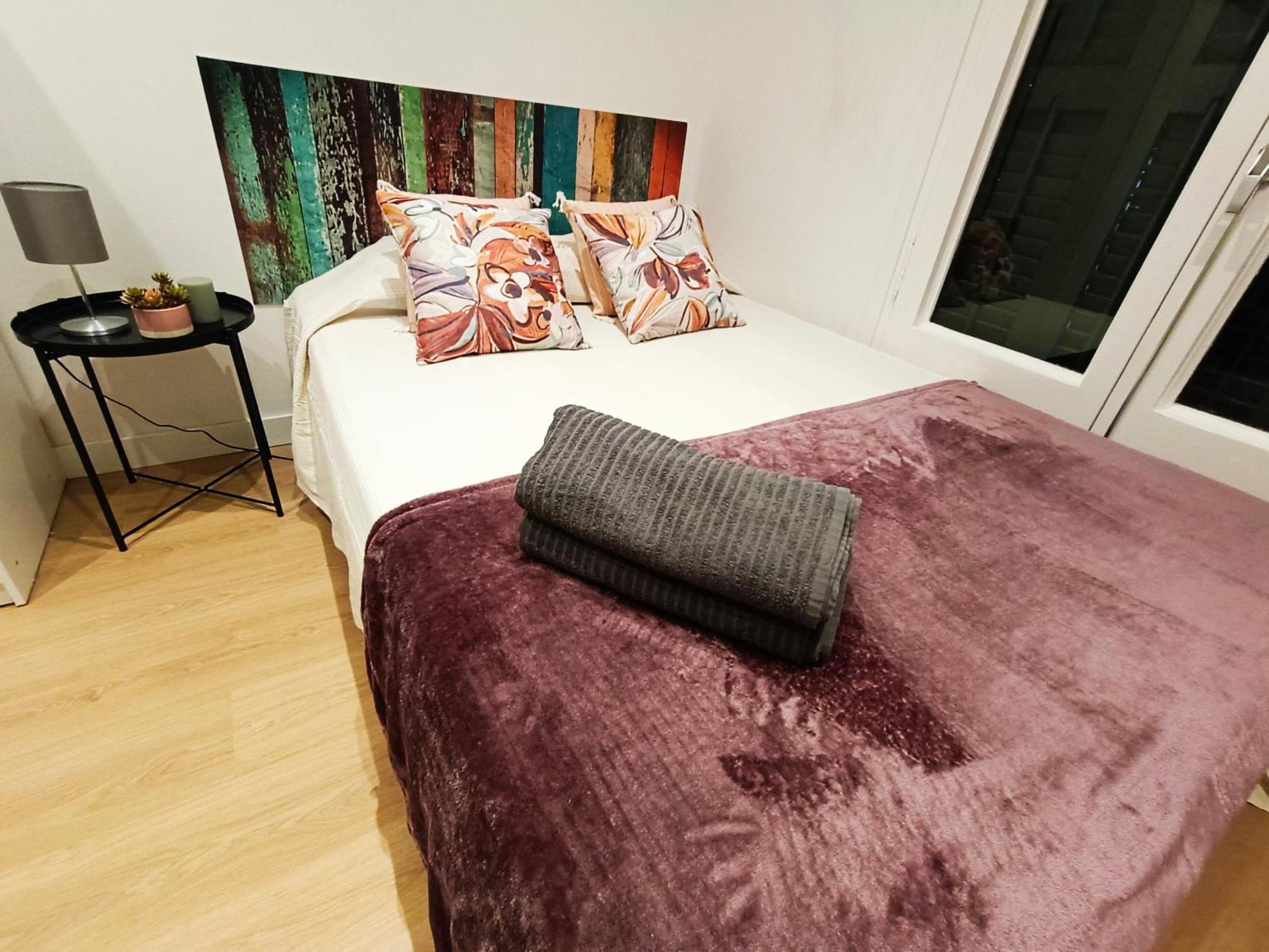 By Universitat Hostel Barcelona